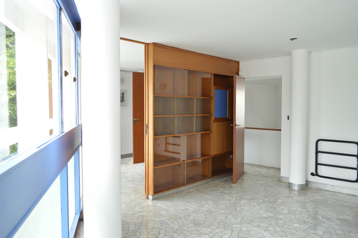 اتاق پزشک خانه کراتکت
