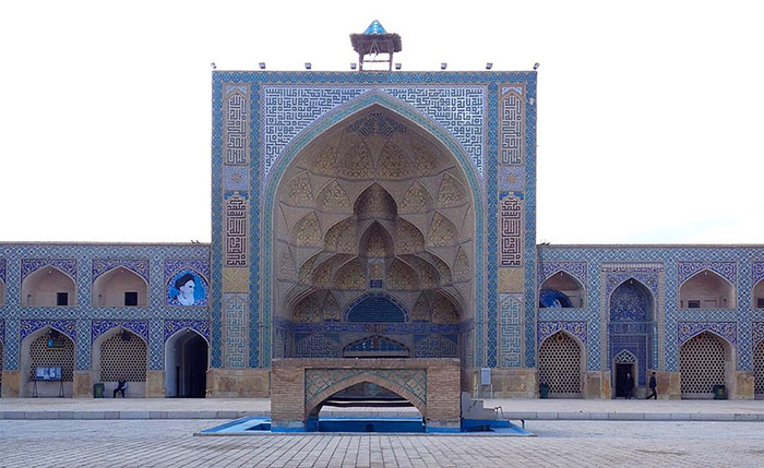 ایوان استاد ایوان استاد