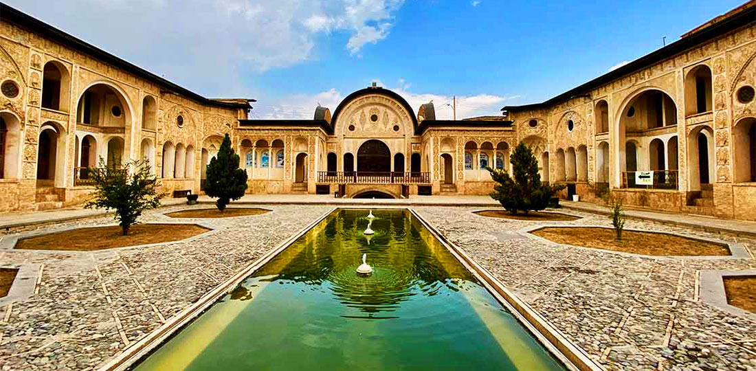 خانه طباطبایی ها