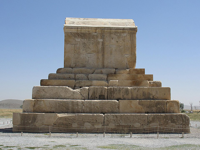 مقبره کوروش