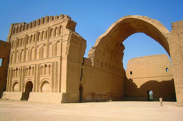 طاق کسرا (ايوان مدائن یا كاخ تيسفون) طاق کسرا (ايوان مدائن یا كاخ تيسفون)