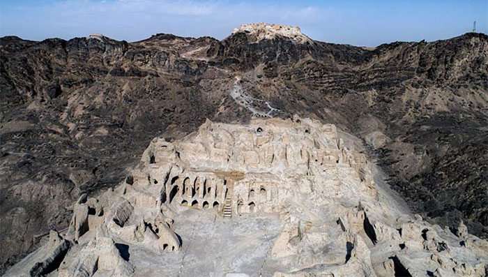 بناهای کوه خواجه سیستان بناهای کوه خواجه سیستان
