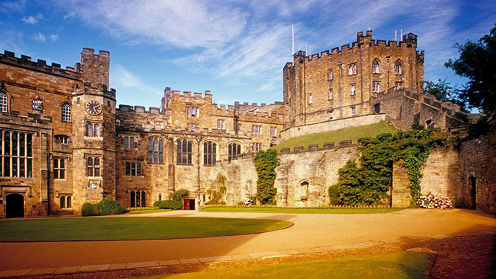 کلیسای جامع دورام (Durham Cathedral) کلیسای جامع دورام (Durham Cathedral)